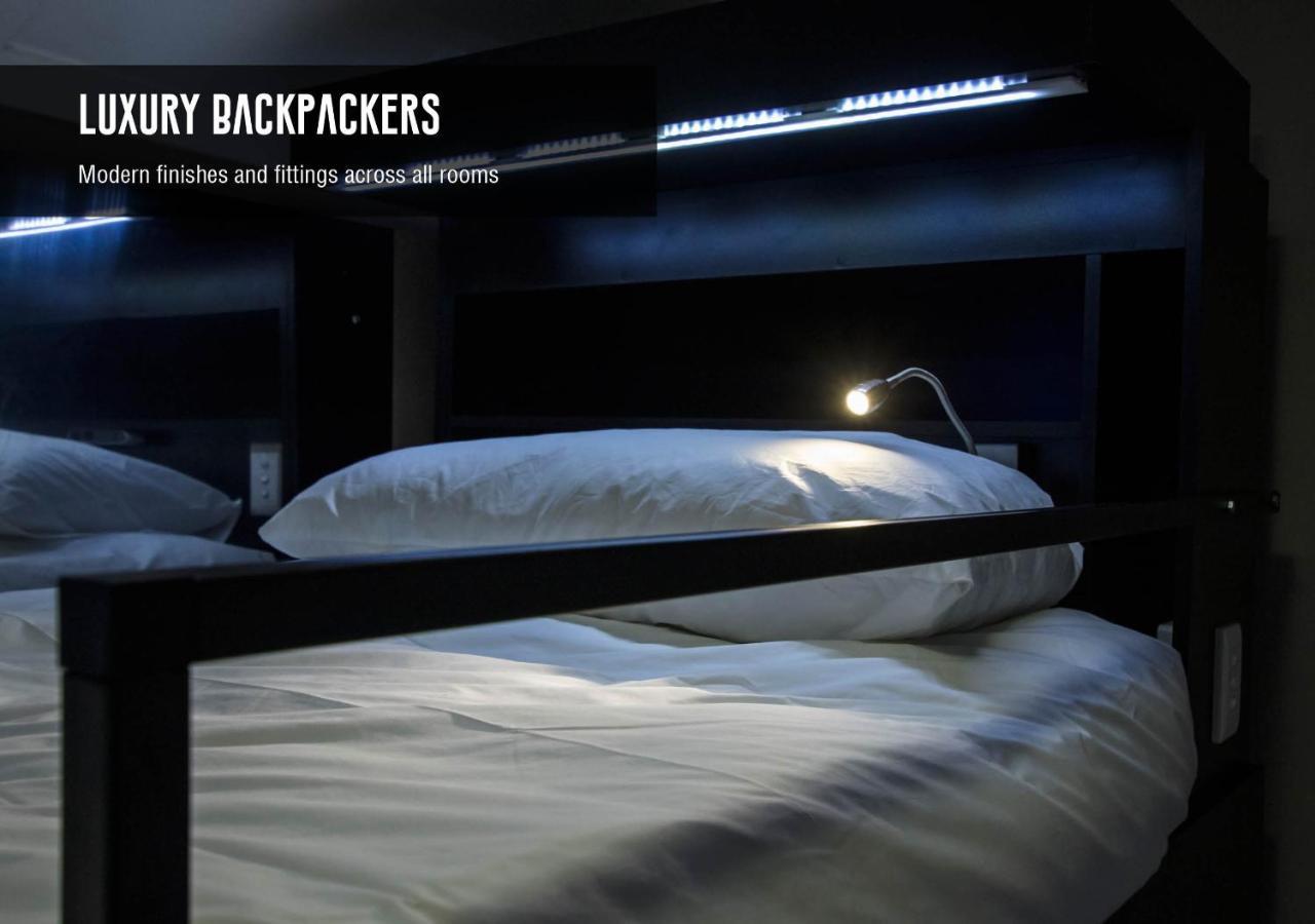 Luxury Backpackers Albergue *